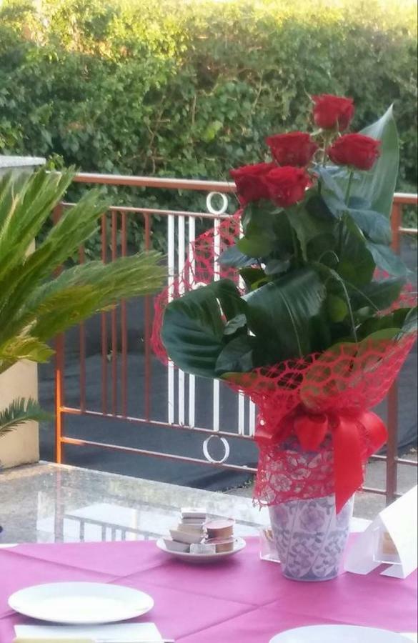 Hotel Casablanca Lazise Bagian luar foto